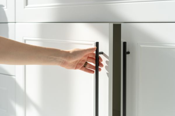 New Cupboard Installation in Bandera